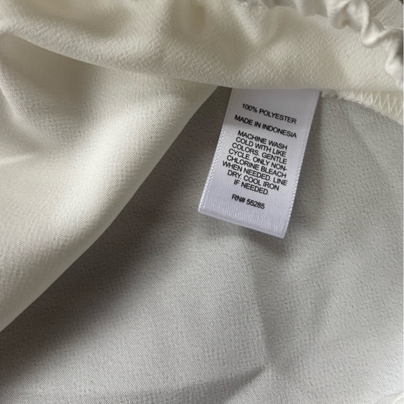 NWT Express Side Strap Tank - Picture 5 of 5